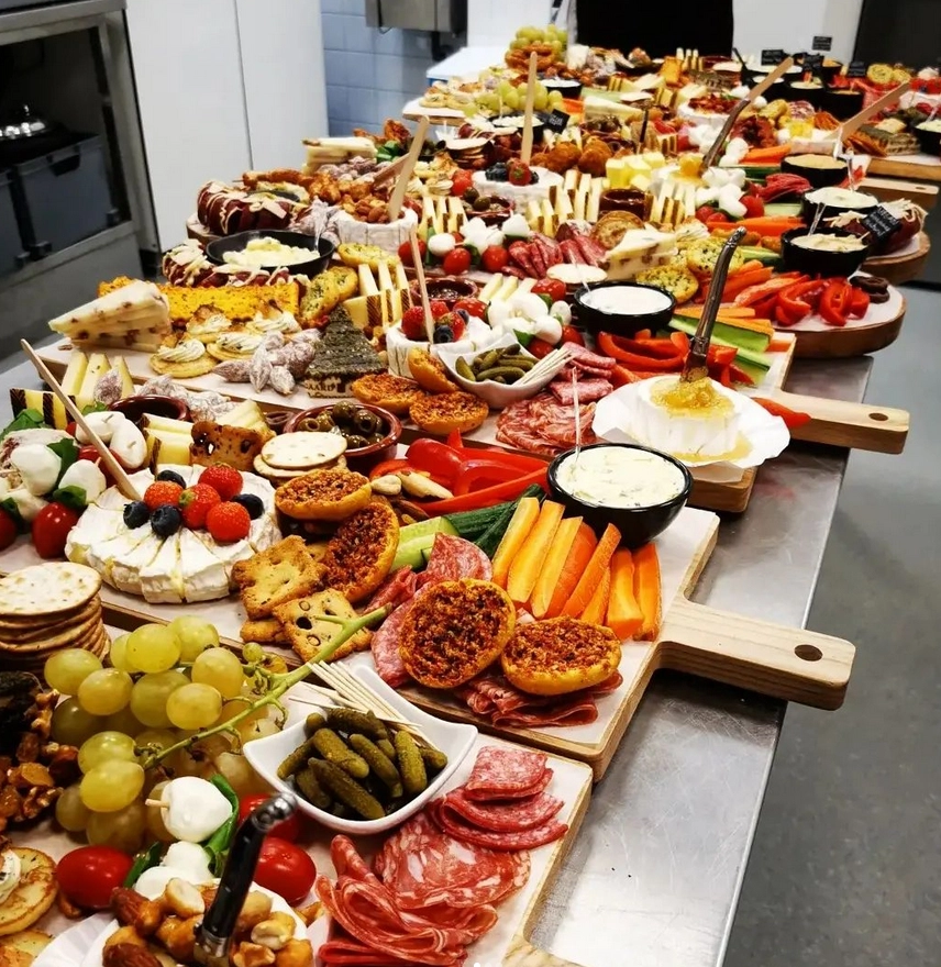 grazing-tables.png.webp