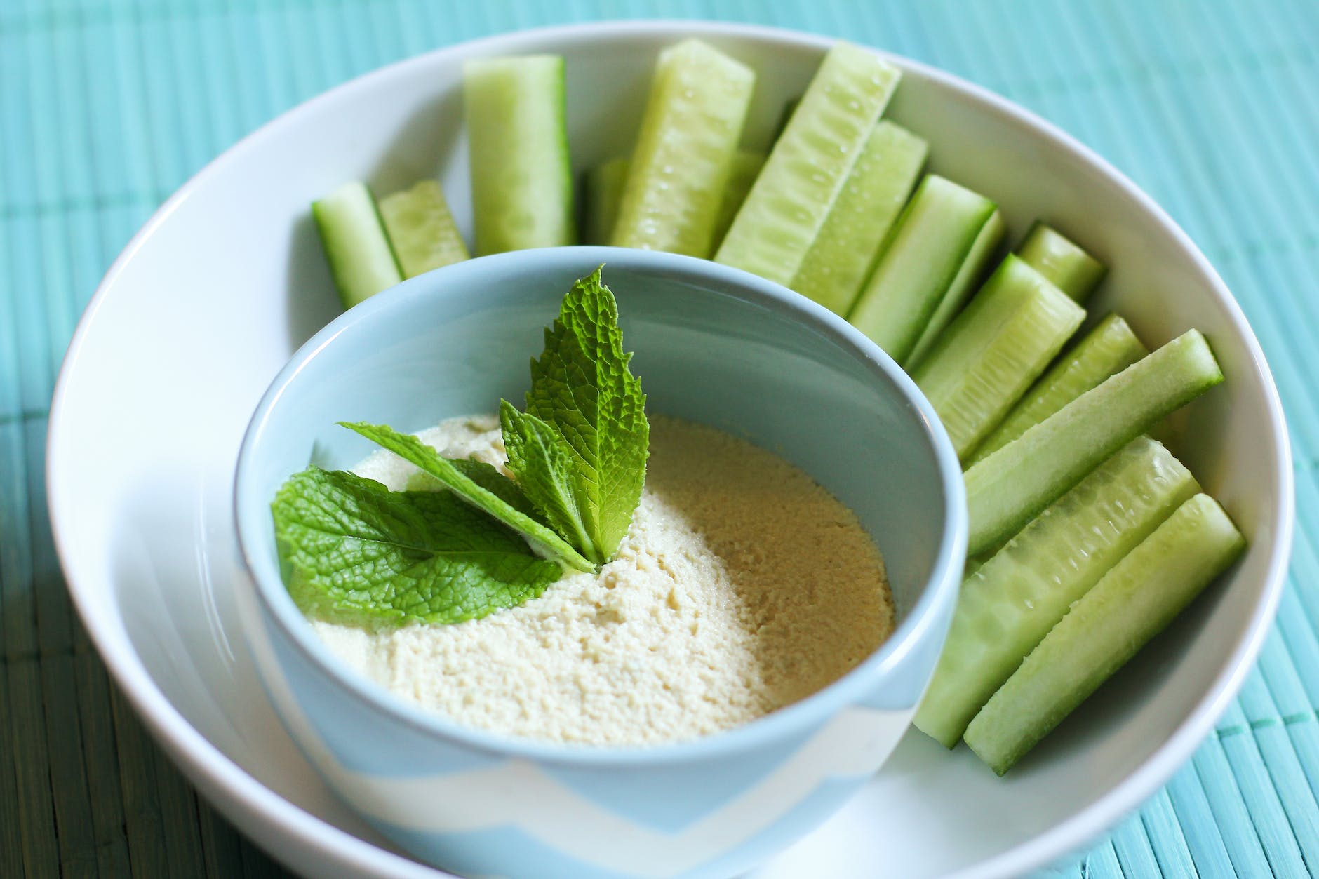 komkommer veganistische tzatziki saus