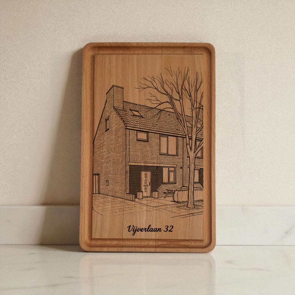 Borrelplank Gegraveerd – Housewarming Cadeau – Huis of Woning Graveren – Beuken Houten Serveerplank 25 cm x 16 cm – Met Foto of Tekst Personaliseerbaar - Laten ontwerpen (+€15)