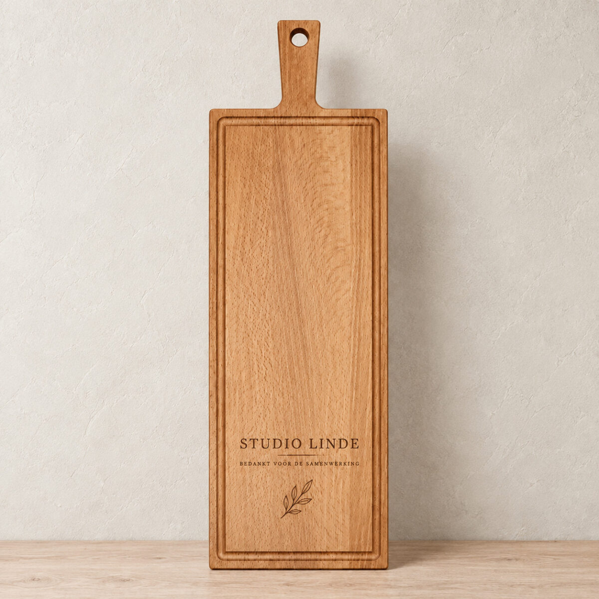 Plank met handvat - beuken - 59x19 cm - zelf ontwerpen - Variant 23